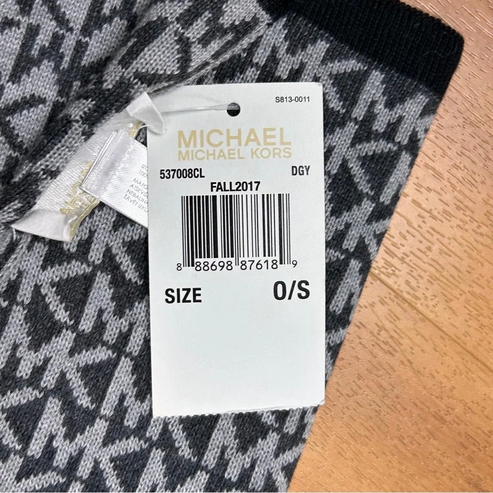 Michael‎ Women’s Kors Black and Gray Patterned Scarf Size OS